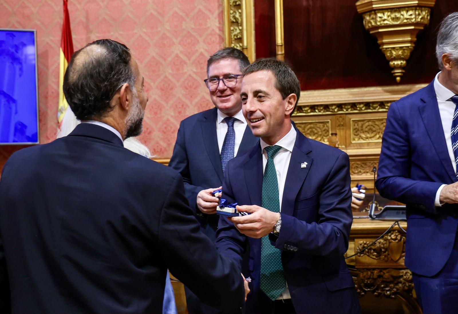 El president Galmés rep els representants consulars de 19 països.