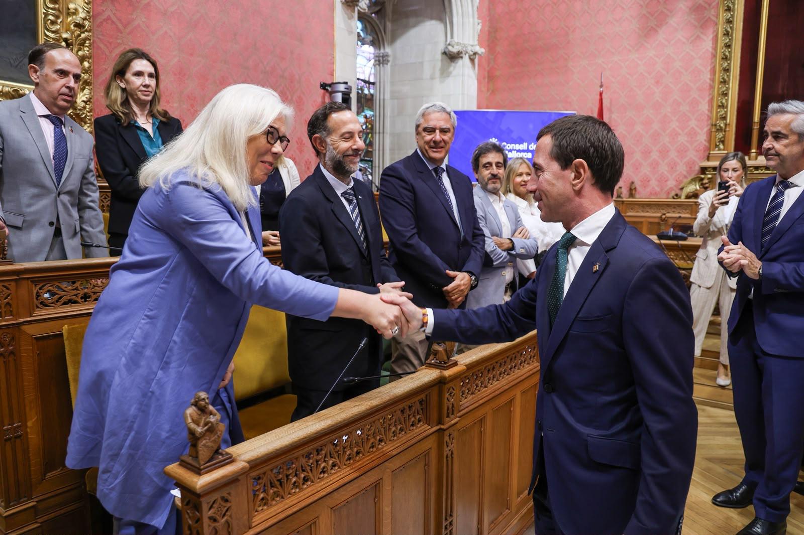 El president Galmés rep els representants consulars de 19 països.